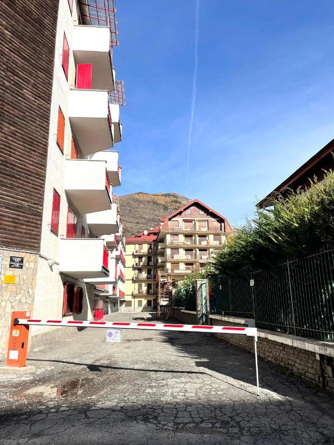 Gina'S Home - Appartamento Nel Cuore Di Bardonecchia Dış mekan fotoğraf